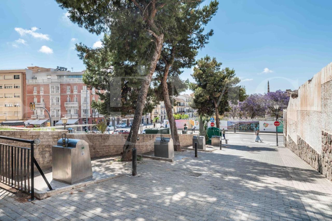 Spacious Apartment Next To Plaza De La Merced By Rems Málaga Exterior foto