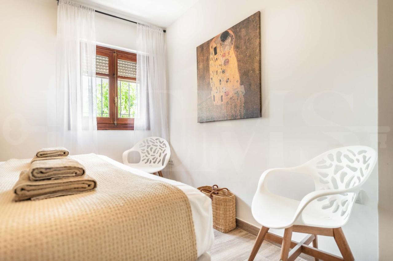 Spacious Apartment Next To Plaza De La Merced By Rems Málaga Exterior foto